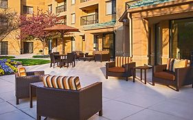 Courtyard By Marriott Richmond Northwest